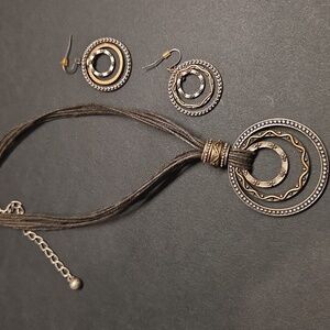 Elegant Silver and Gold Necklace and Earring Set